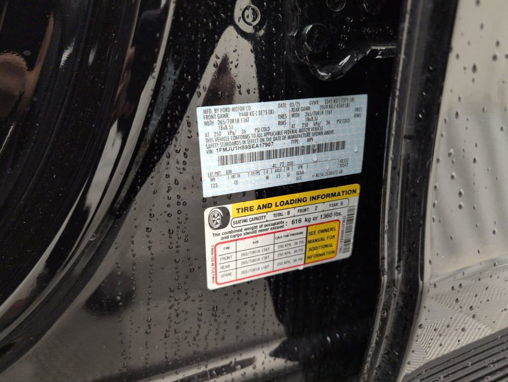 Certified 2025 Ford Expedition Active image 51