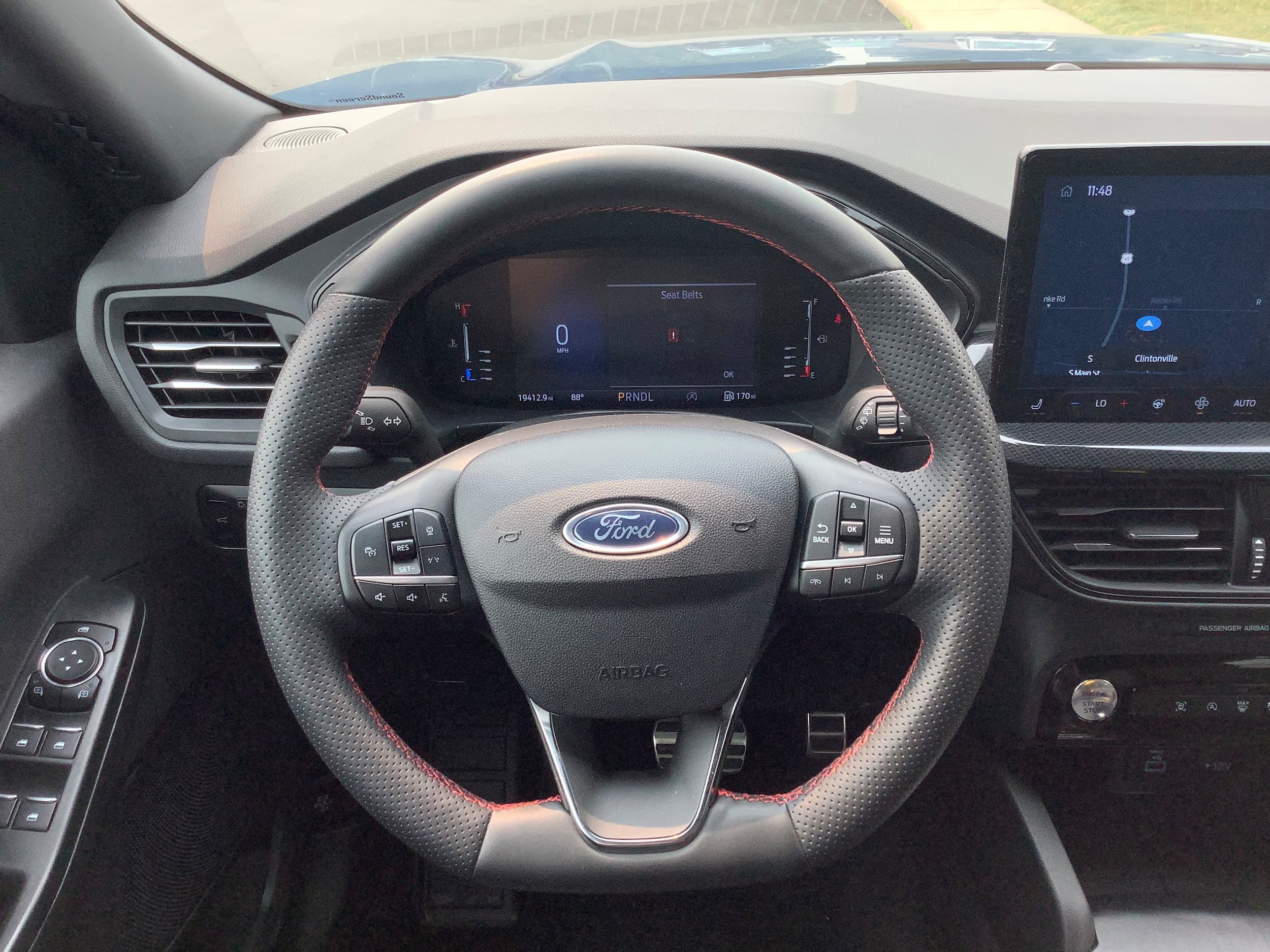 Certified 2023 Ford Escape ST-Line Select w/ Tech Pack #1 AWD/4WD image 9