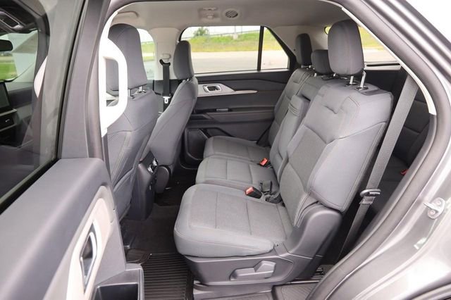 Certified 2025 Ford Explorer Active AWD/4WD image 10