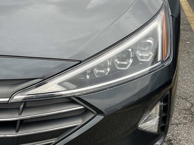 Used 2020 Hyundai Elantra Limited w/ Cargo Package (C1) image 10