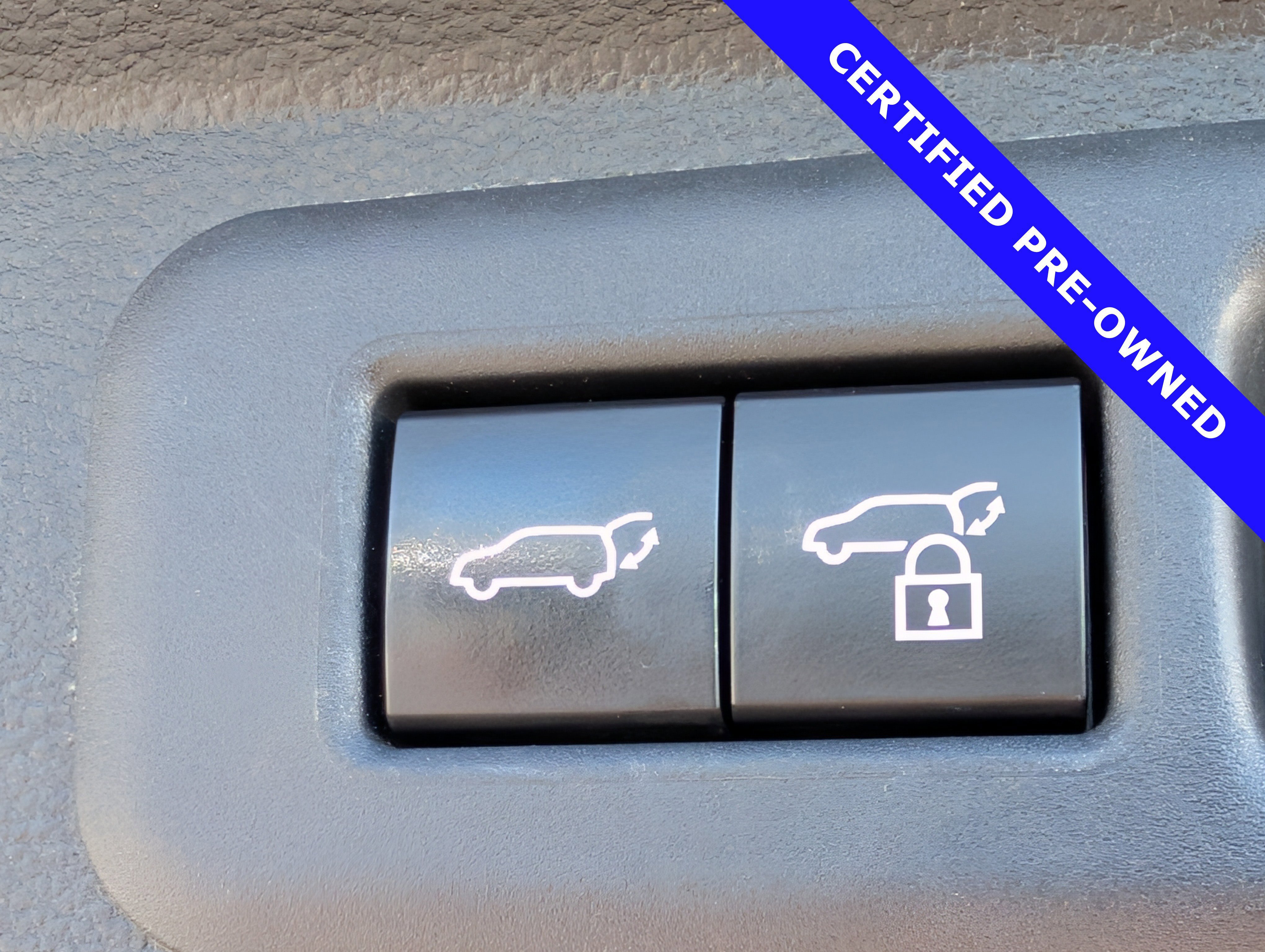 Used 2023 Toyota Sequoia Platinum image 14