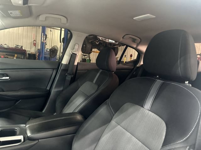 Used 2022 Nissan Sentra SV FWD image 20