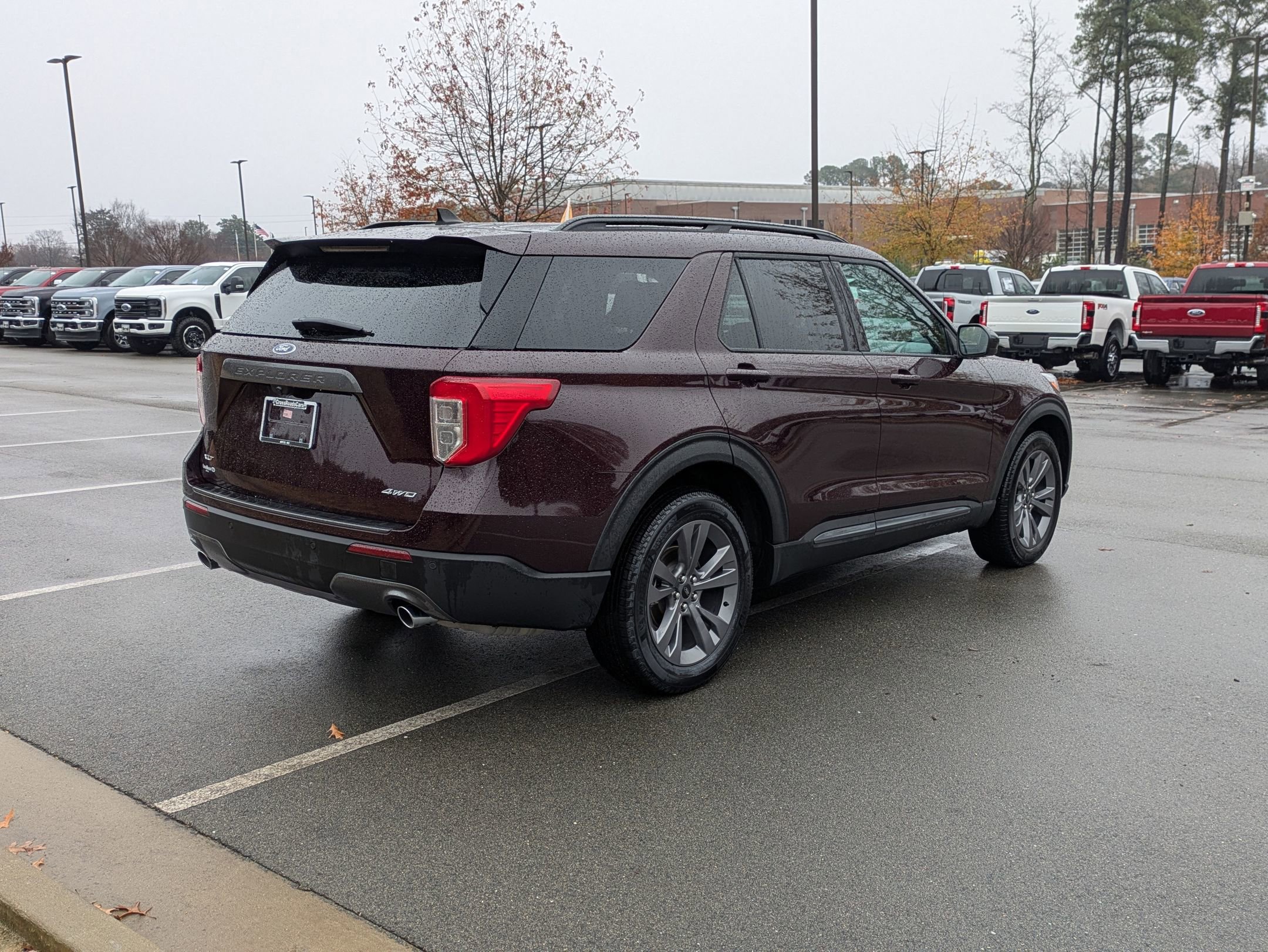 Certified 2022 Ford Explorer XLT w/ Equipment Group 202A image 4