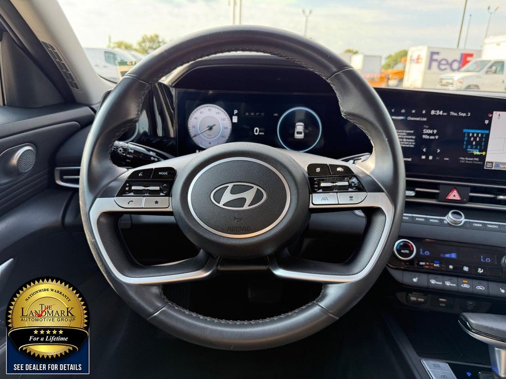 Used 2024 Hyundai Elantra Limited FWD image 18