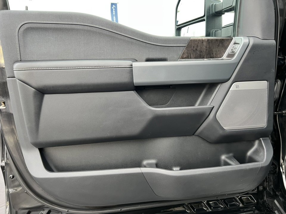 Certified 2023 Ford F150 Lariat w/ Equipment Group 502A High image 23