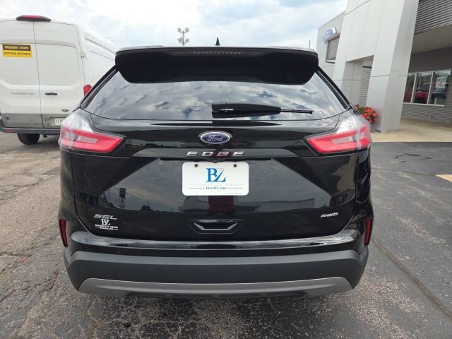Certified 2023 Ford Edge SEL w/ Convenience Package AWD/4WD image 4