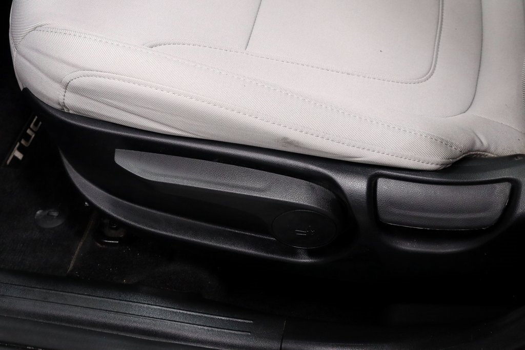 Used 2025 Hyundai Tucson SE image 22