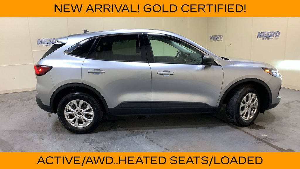 Certified 2023 Ford Escape Active AWD/4WD image 2