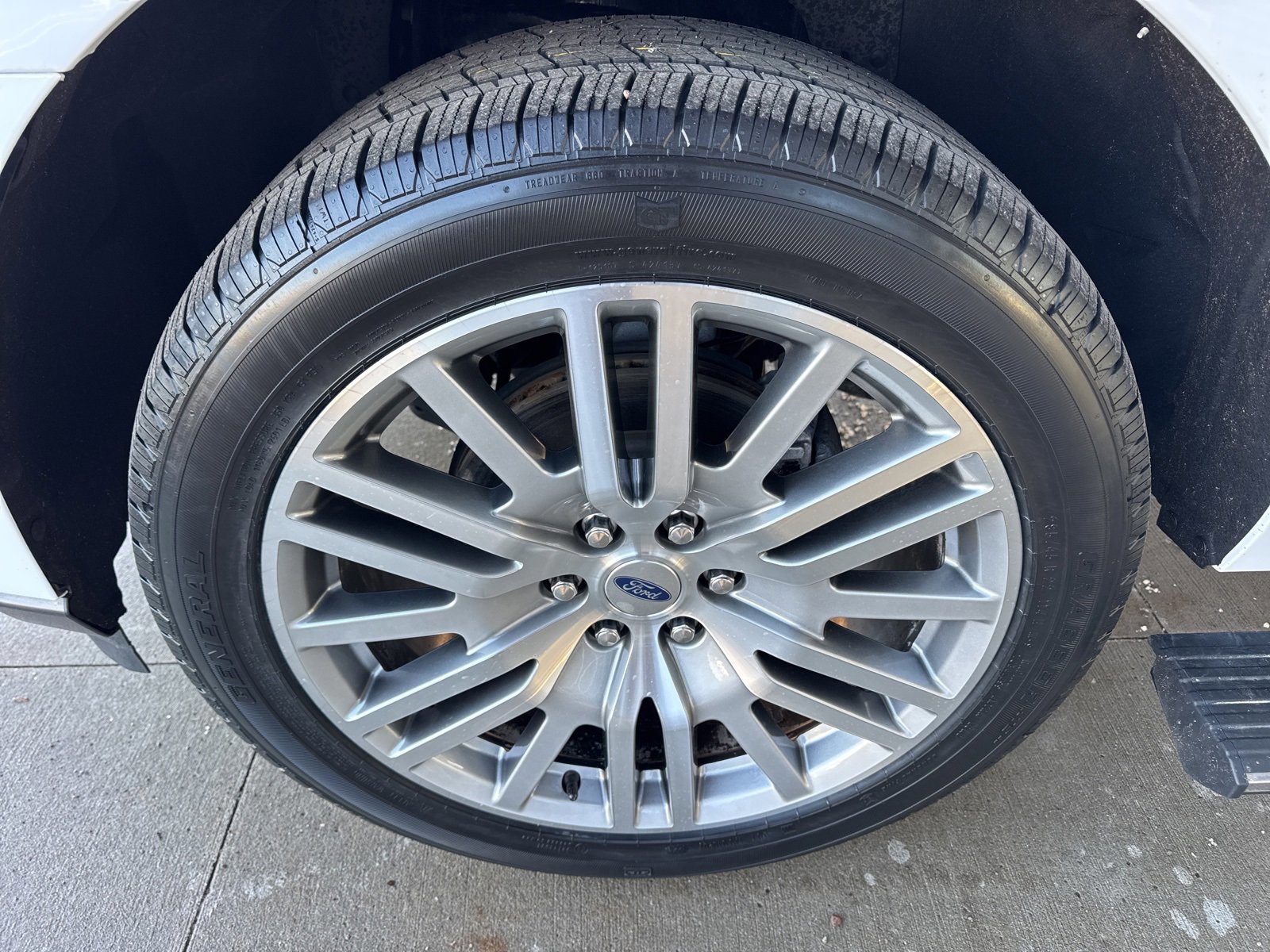 Certified 2023 Ford Expedition Limited image 19