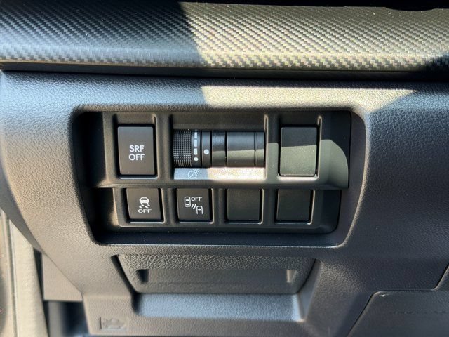 Used 2018 Subaru Impreza 2.0i Premium w/ Eyesight & BSD & Rcta AWD/4WD image 25