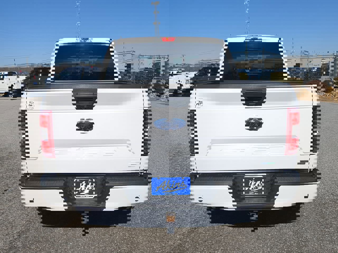 Certified 2020 Ford F150 XLT w/ Equipment Group 302A Luxury image 3