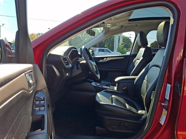 Certified 2022 Ford Escape SEL AWD/4WD image 13