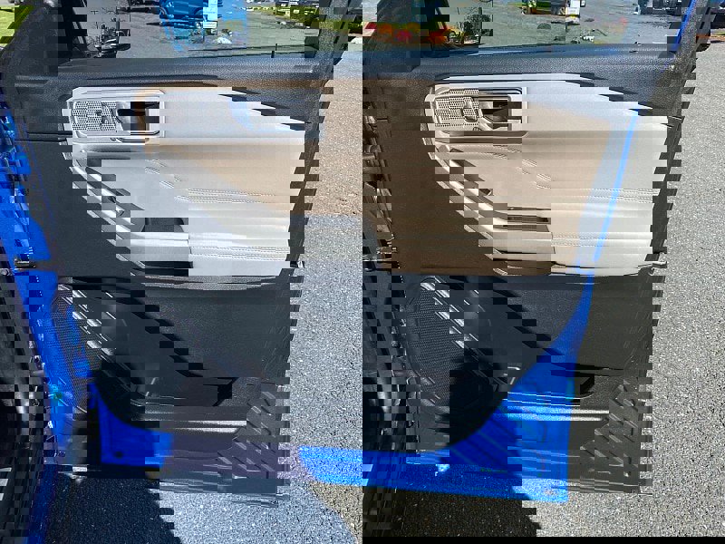 Certified 2021 Ford Explorer Limited w/ Equipment Group 301A image 31