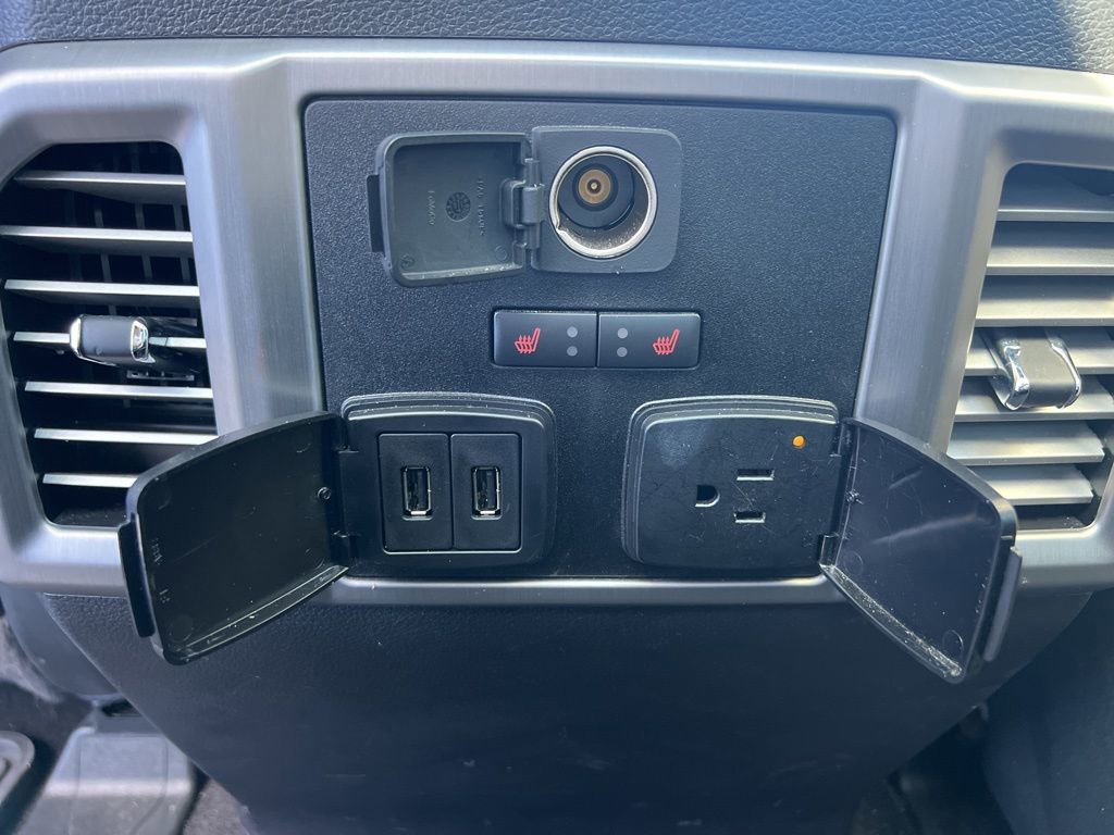 Certified 2020 Ford F150 Platinum w/ Equipment Group 701A Luxury image 19