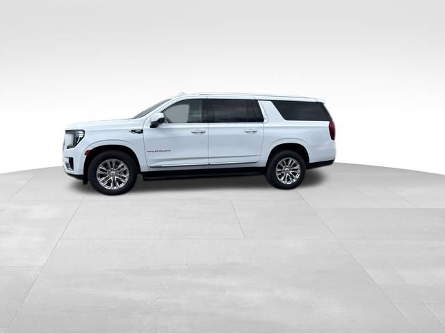 Used 2023 GMC Yukon XL SLT w/ SLT Premium Package image 2