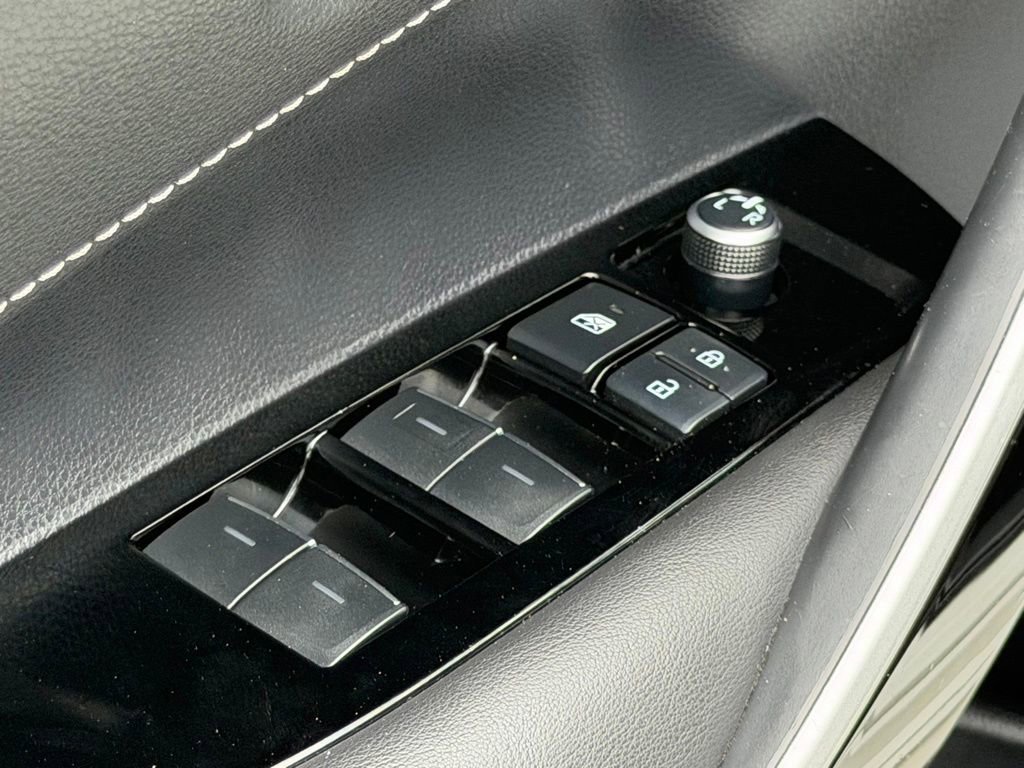 Used 2019 Toyota Corolla XSE w/ Carpet Mat Package FWD image 18