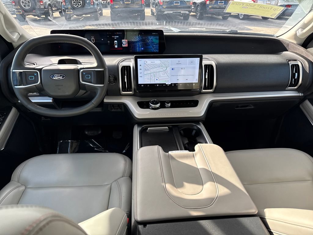 Certified 2025 Ford Expedition Max Active image 9