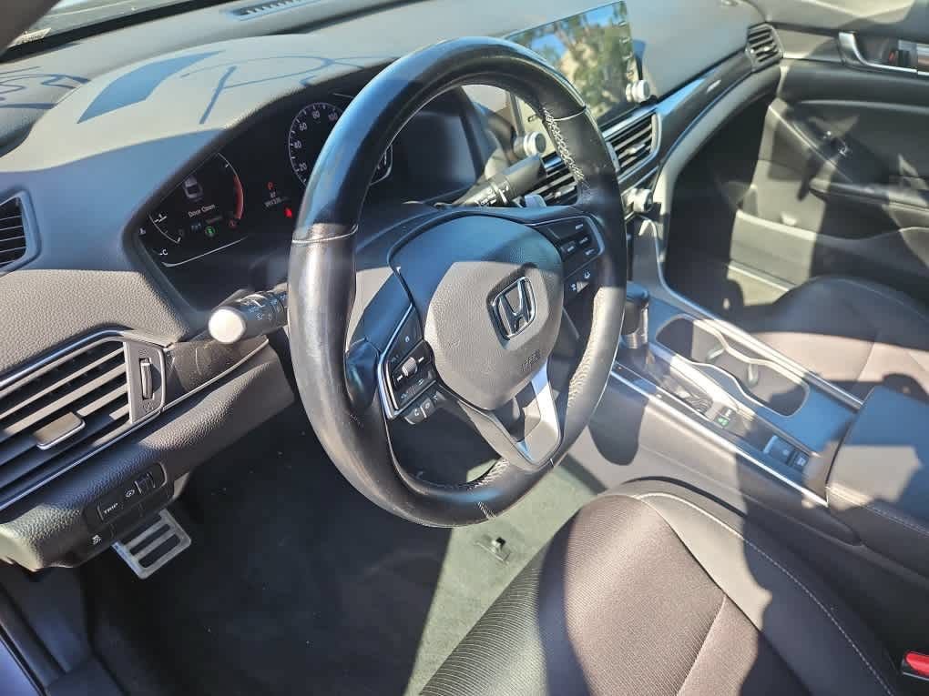 Used 2020 Honda Accord Sport image 2
