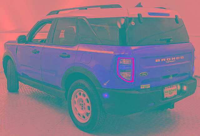 Certified 2023 Ford Bronco Sport Heritage w/ Heritage Convenience Package AWD/4WD image 4
