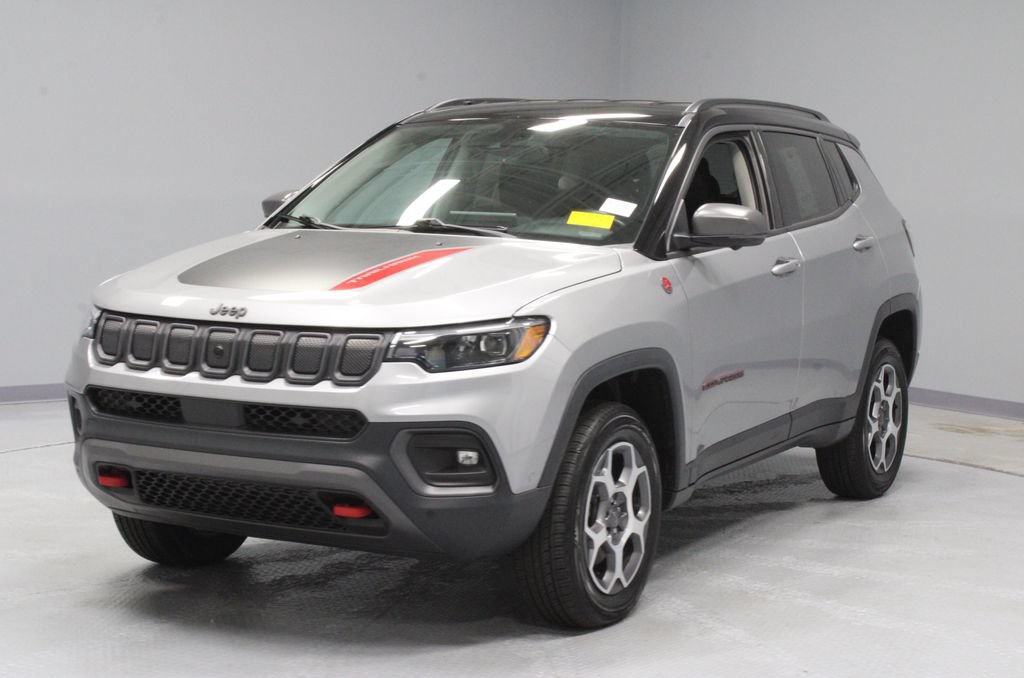 Used 2022 Jeep Compass Trailhawk w/ Trailhawk Elite Group AWD/4WD image 7