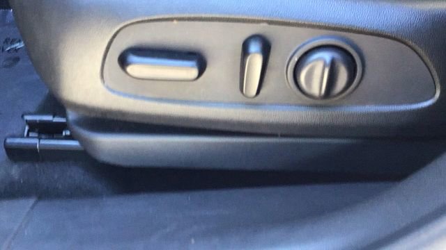 Used 2020 Buick Encore GX Essence w/ Experience Buick Package image 18