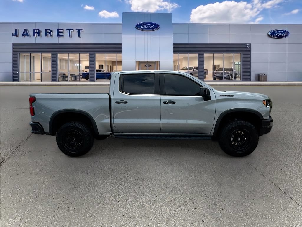 Used 2024 Chevrolet Silverado 1500 ZR2 w/ Technology Package AWD/4WD image 8