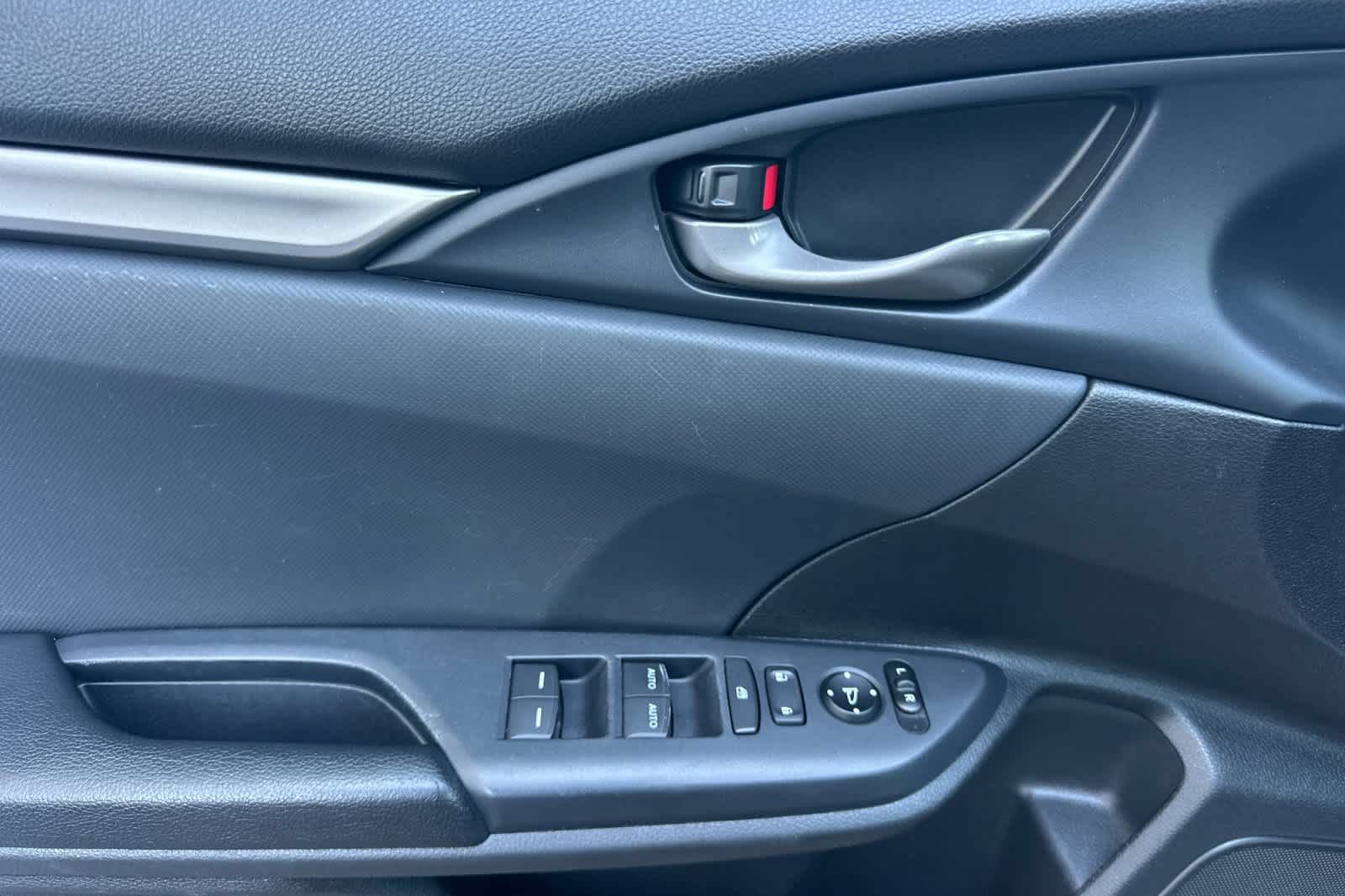 Used 2021 Honda Civic Sport image 13