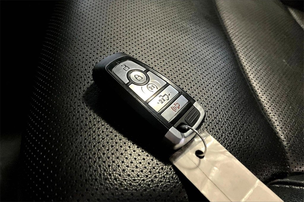 Certified 2023 Ford F150 Lariat w/ Equipment Group 502A High image 12