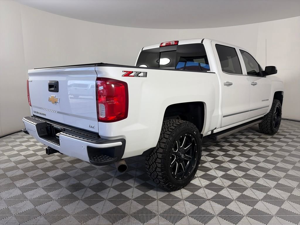 Used 2018 Chevrolet Silverado 1500 LTZ Z71 w/ LTZ Plus Package image 5