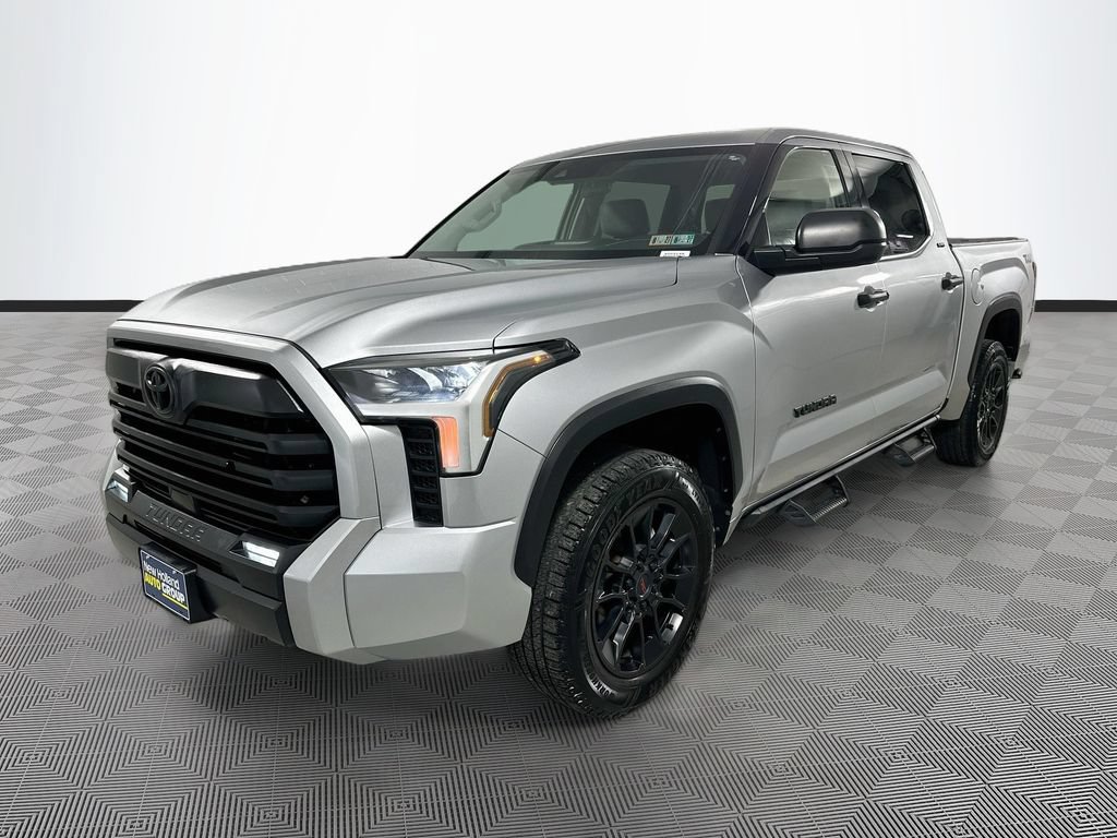 Used 2023 Toyota Tundra SR5 AWD/4WD image 5