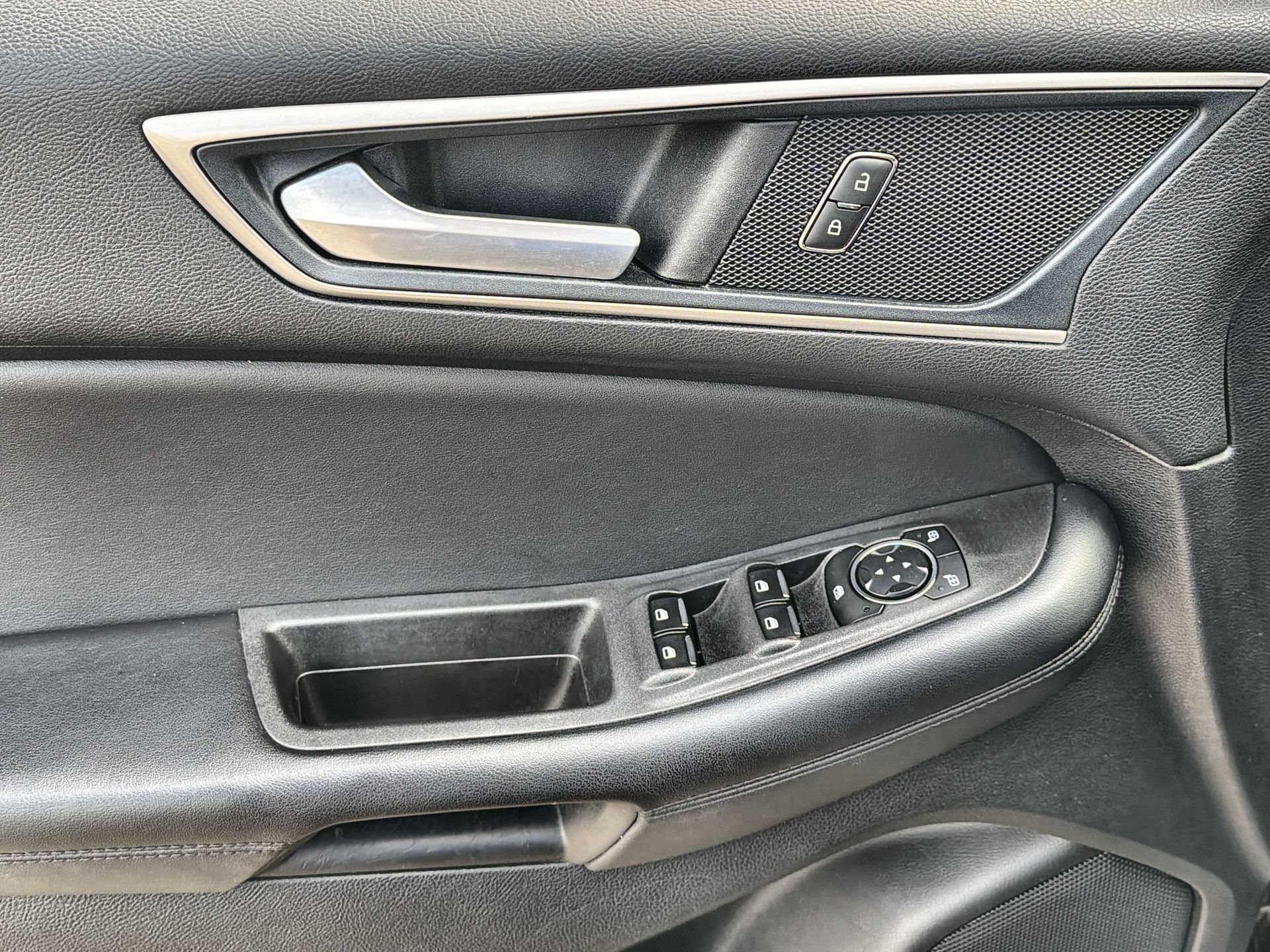Certified 2024 Ford Edge SEL AWD/4WD image 13