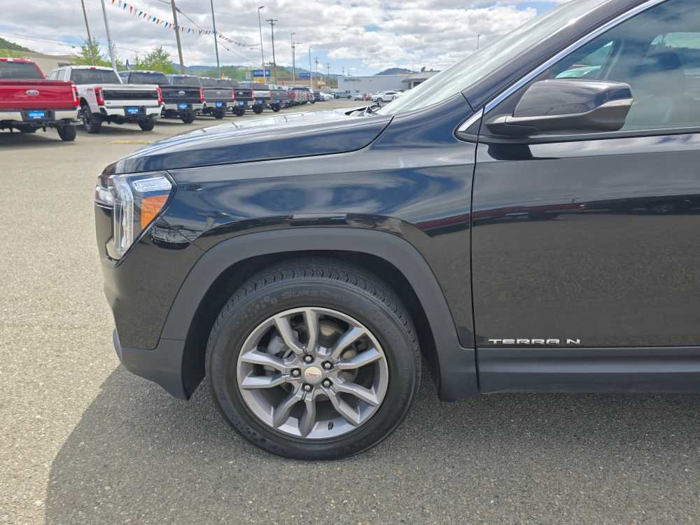 Used 2022 GMC Terrain SLT AWD/4WD image 18