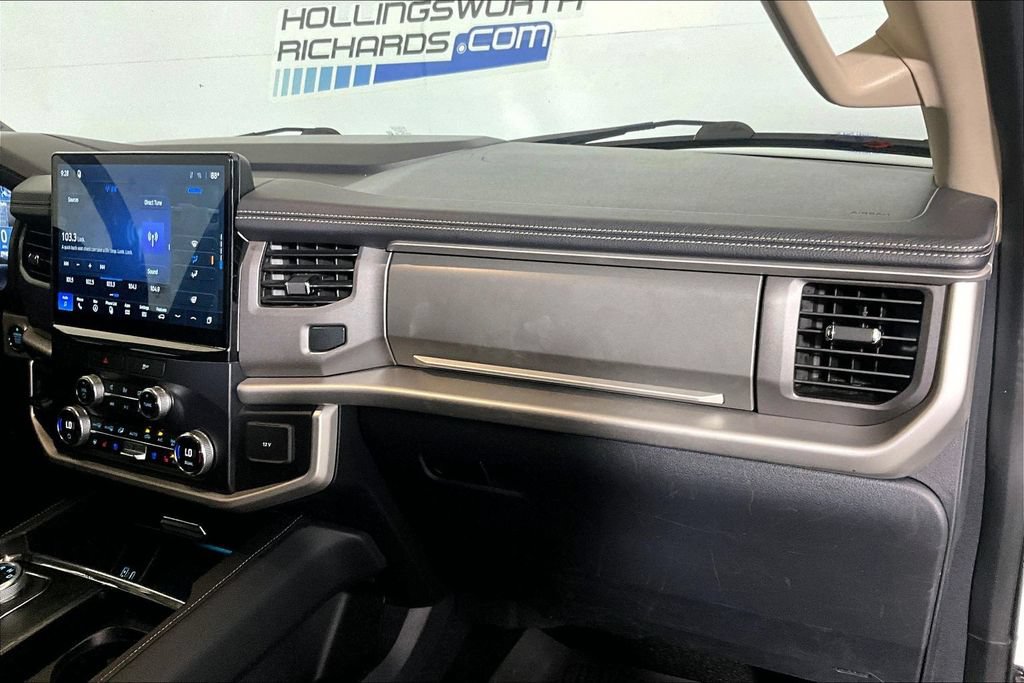 Certified 2022 Ford Expedition Max XLT RWD image 12