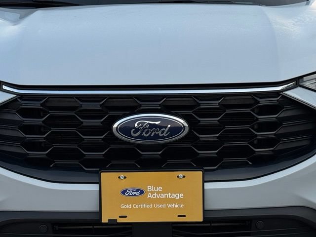 Certified 2025 Ford Escape ST-Line Select AWD/4WD image 40