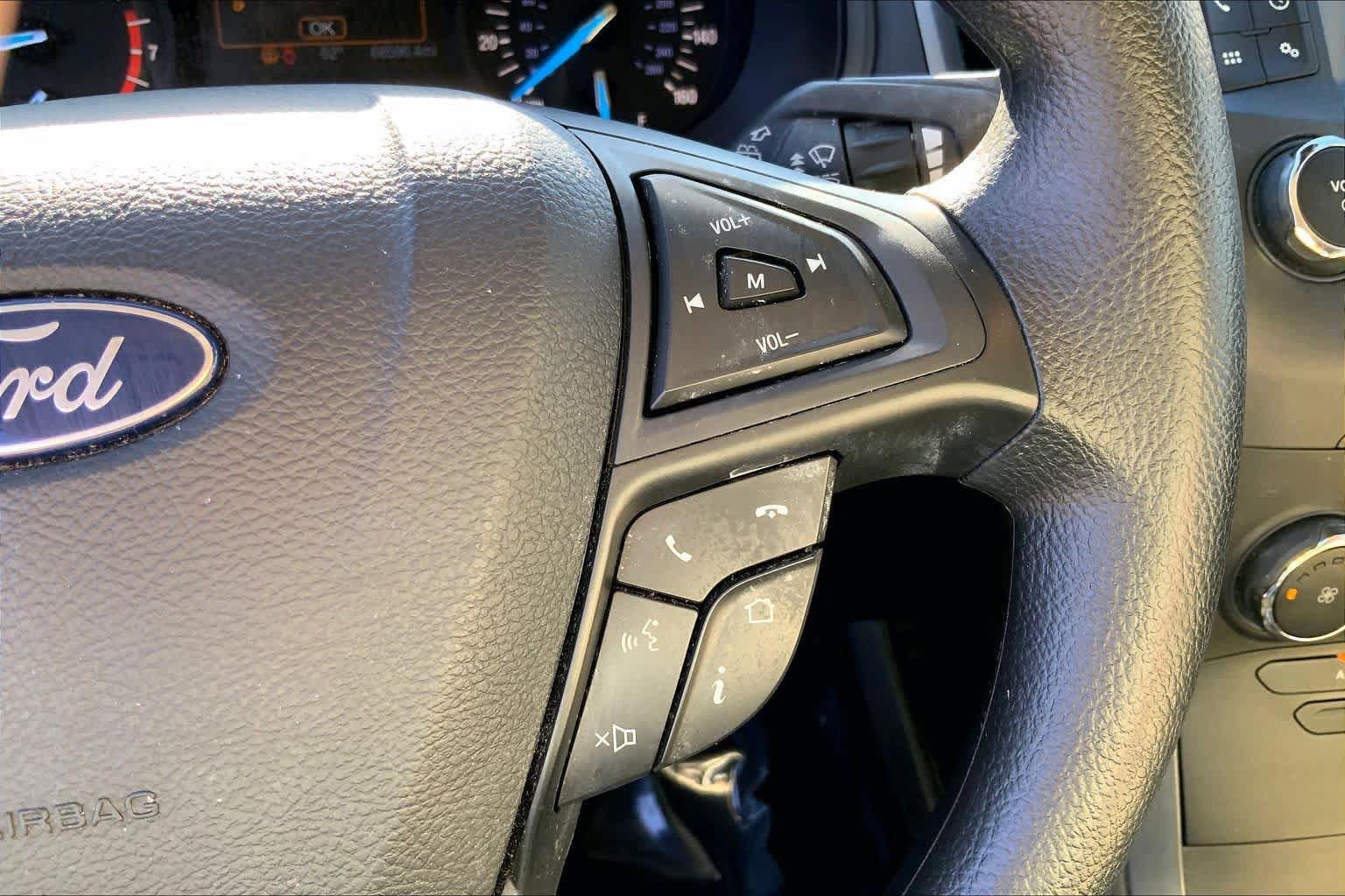 Certified 2019 Ford Edge SE FWD image 24