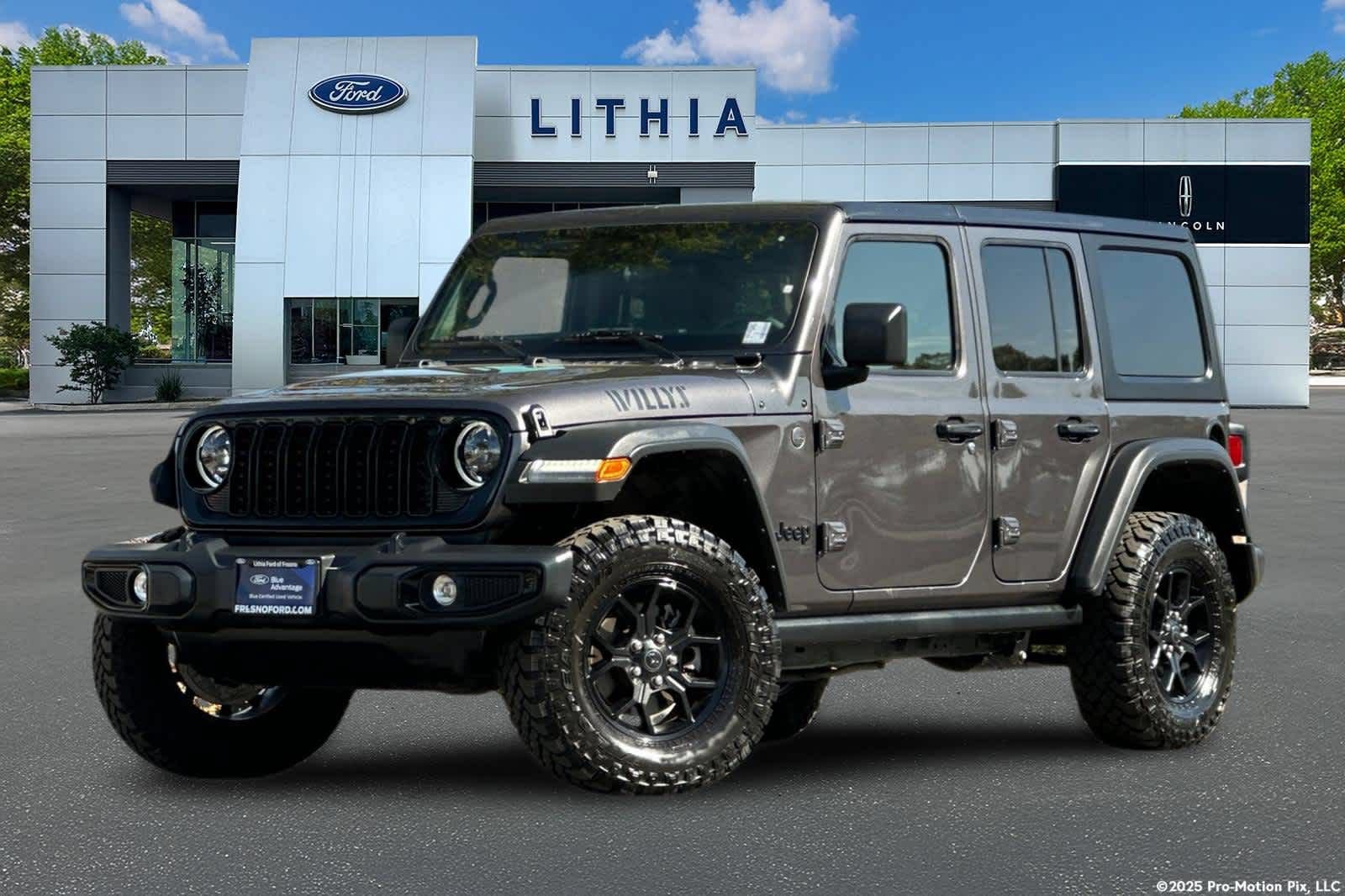 Used 2025 Jeep Wrangler Unlimited Sport AWD/4WD image 1