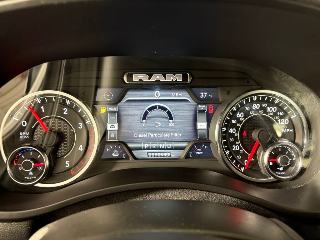 Used 2024 RAM 2500 Laramie image 17