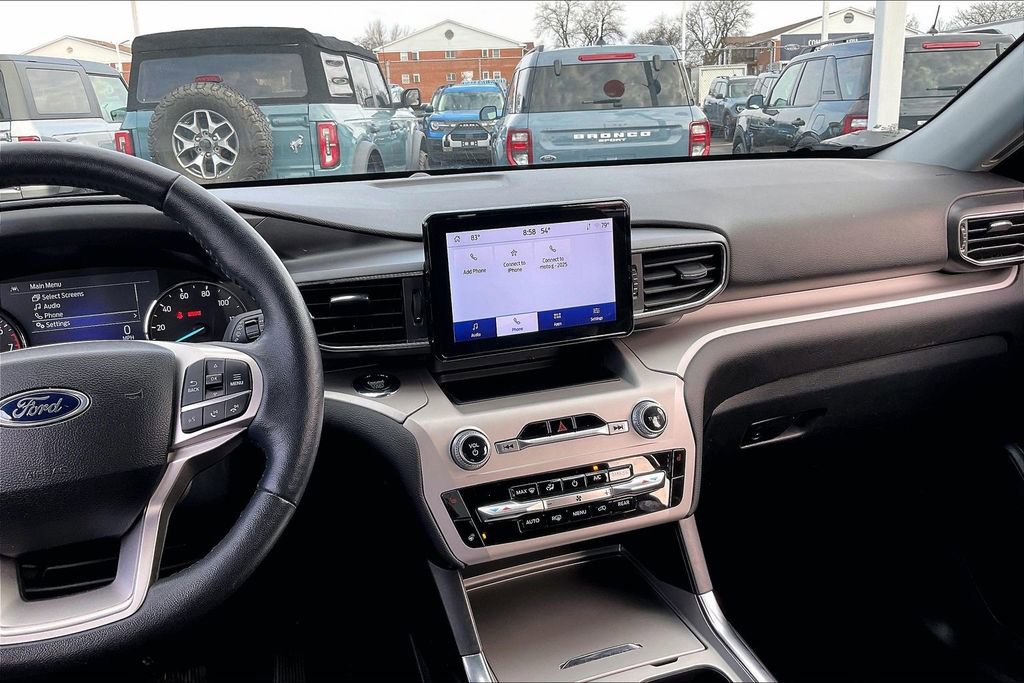 Certified 2023 Ford Explorer XLT w/ Equipment Group 202A image 5