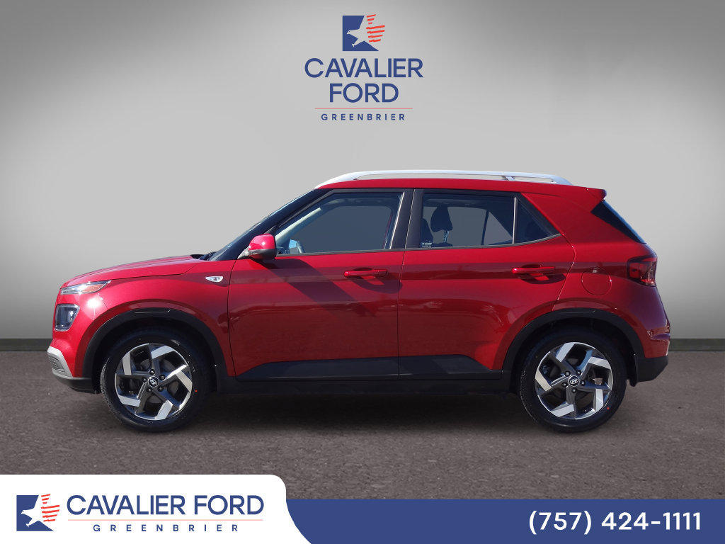 Used 2022 Hyundai Venue SEL FWD image 4