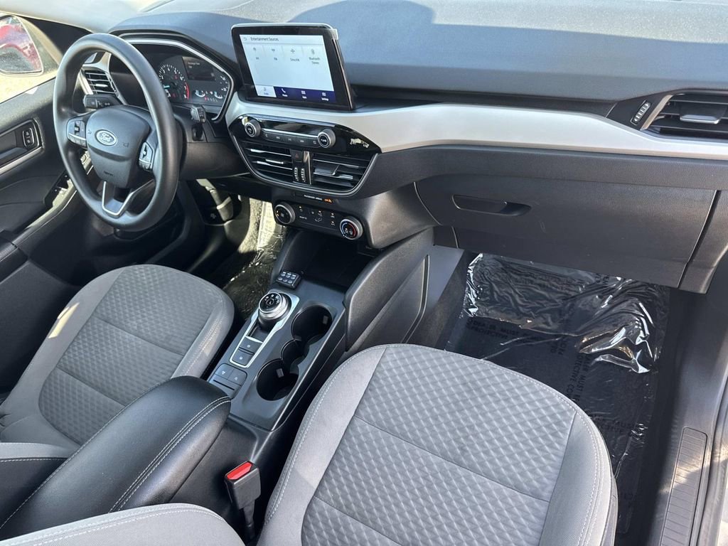 Certified 2022 Ford Escape SE image 30