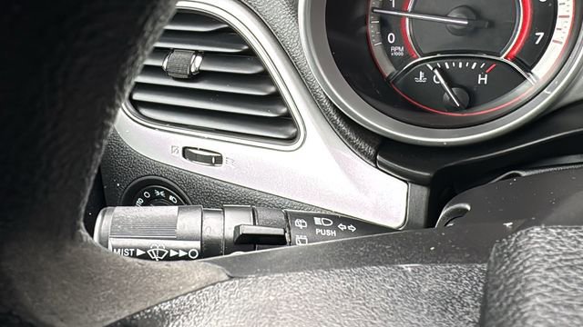 Used 2019 Dodge Journey SE w/ Blacktop Package image 17