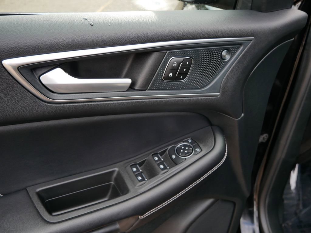 Certified 2023 Ford Edge ST AWD/4WD image 15
