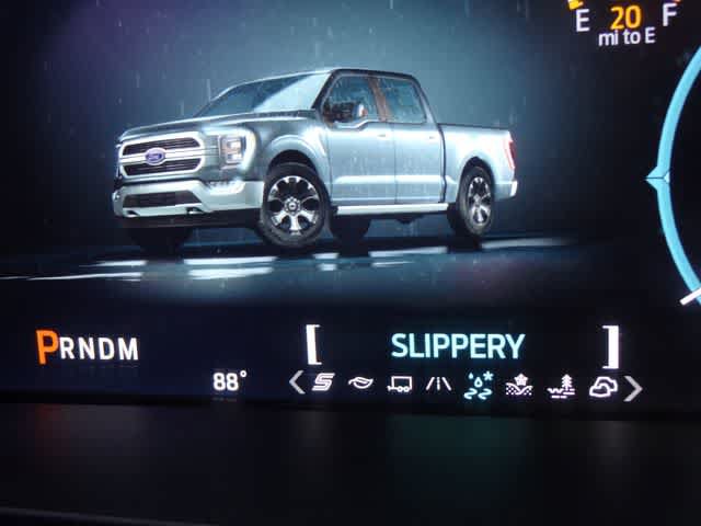 Certified 2022 Ford F150 Lariat w/ Max Trailer Tow Package AWD/4WD image 38