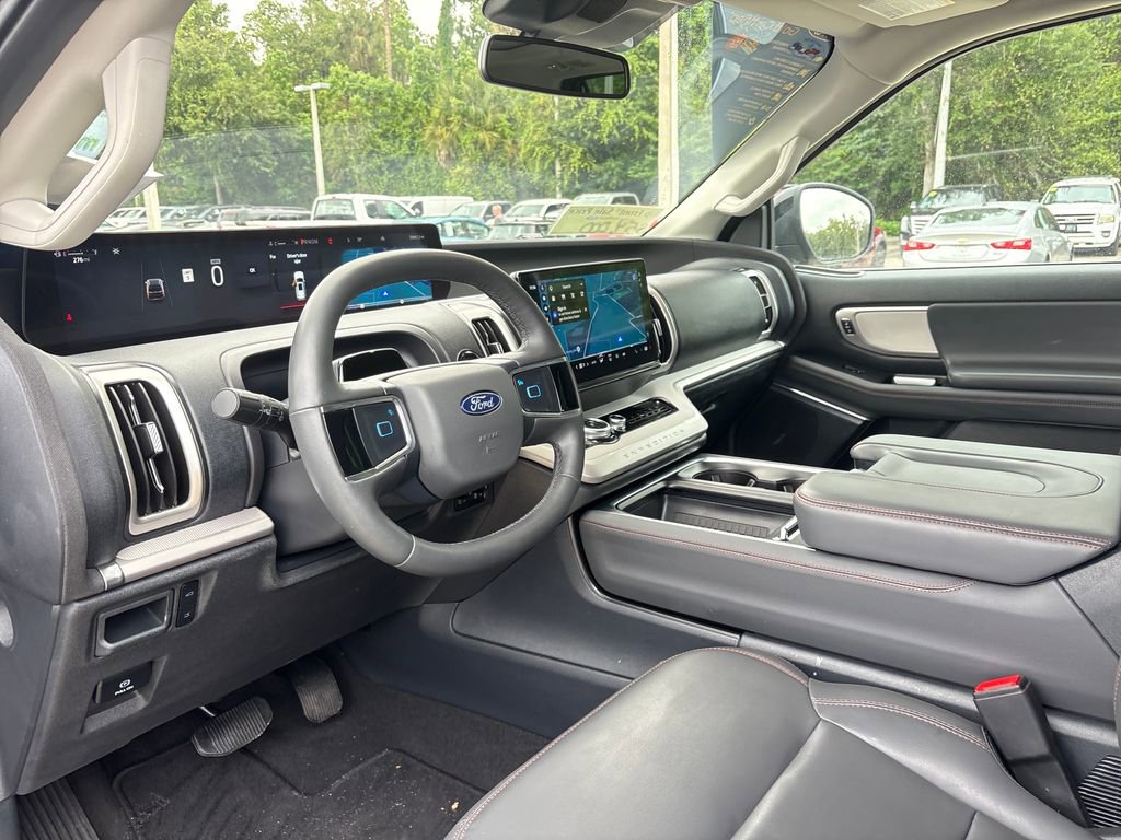 Certified 2025 Ford Expedition Max Active image 6