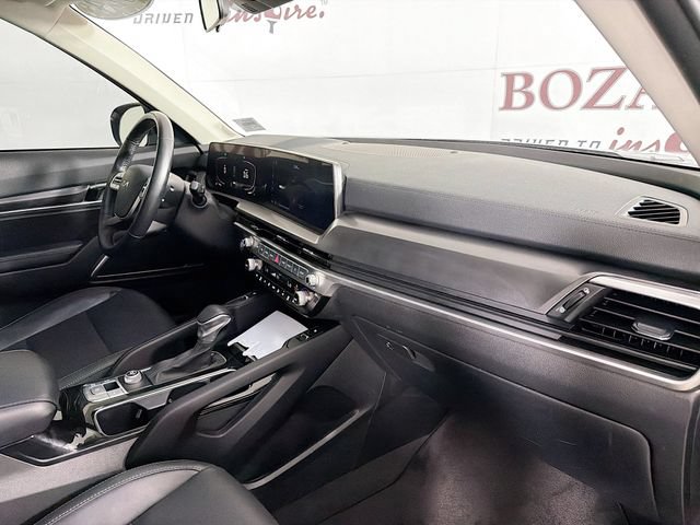 Used 2024 Kia Telluride S w/ S Sunroof Package FWD image 37