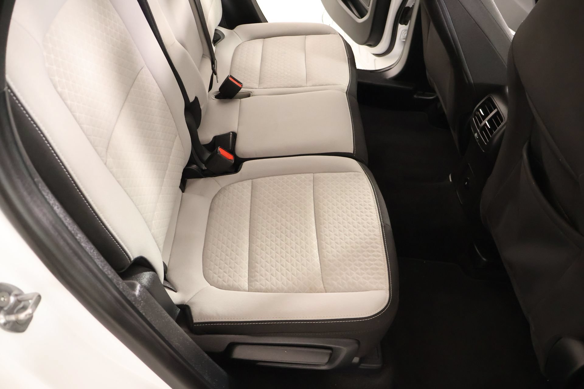 Certified 2025 Ford Escape Active FWD image 13