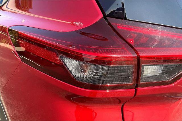 Used 2023 Nissan Rogue Platinum FWD image 29
