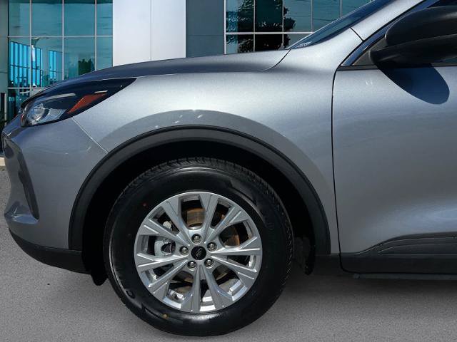 Certified 2023 Ford Escape Active FWD image 9