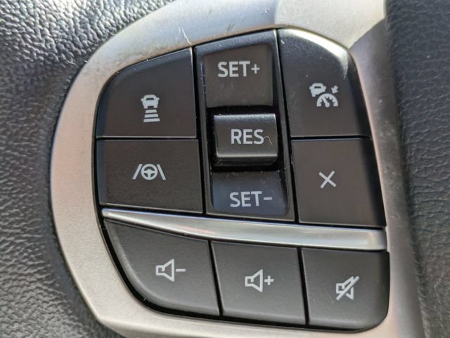 Certified 2020 Ford Explorer XLT w/ Equipment Group 202A RWD image 25