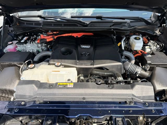Used 2023 Toyota Tundra 1794 Edition w/ TRD Off-Road Package AWD/4WD image 9